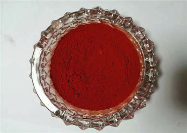 Chine Hauts CENDRE rouge dissolvante du colorant 0,28% du rouge 135 dissolvants de force de coloration avec le rapport de GV fournisseur